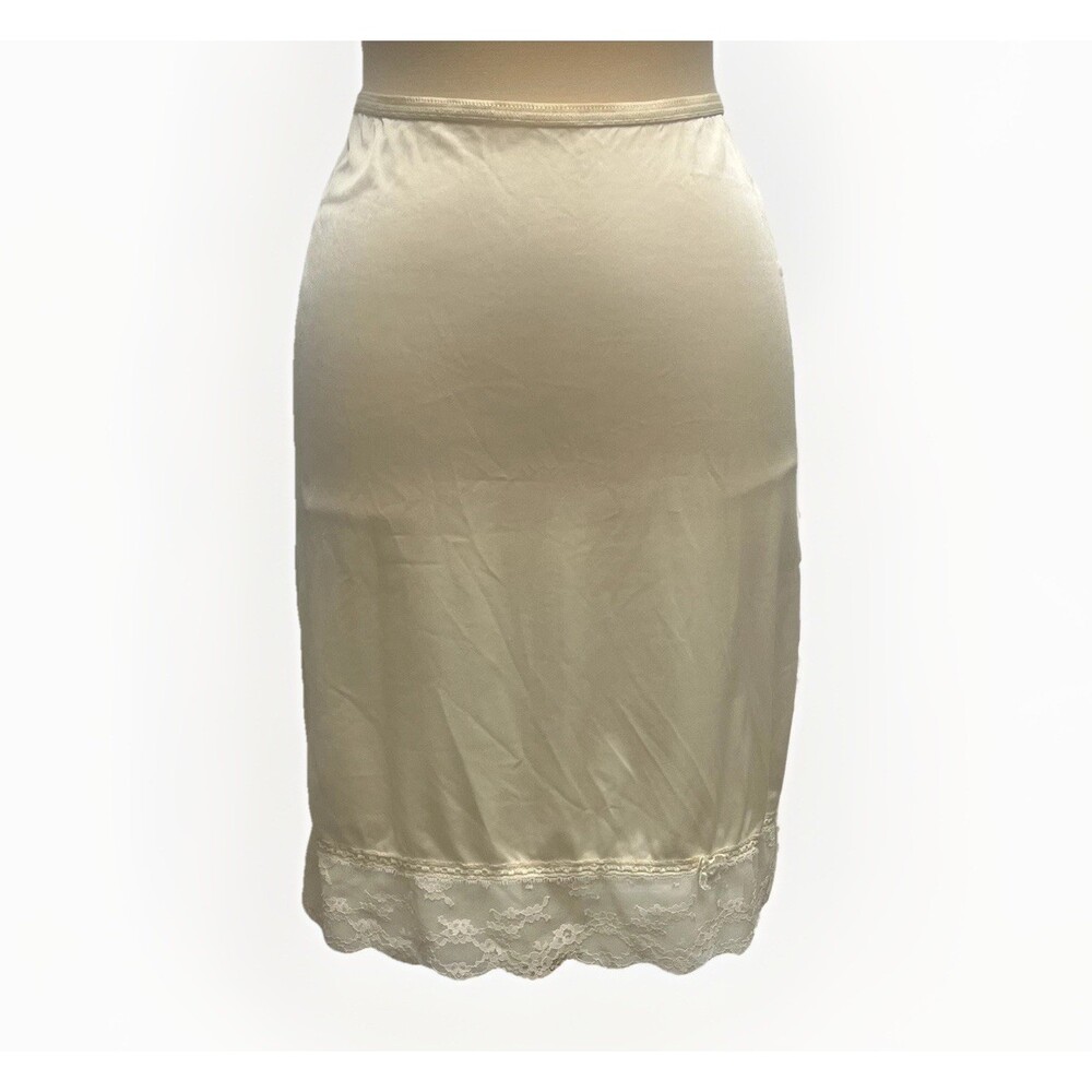 Vintage Kayser Half Slip Skirt Romantic Lace Trim Coquette Cottagecore Ivory